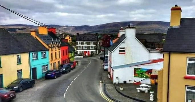 לינה וארוחת בוקר Sheepviewhouse Leo Kilgarvan